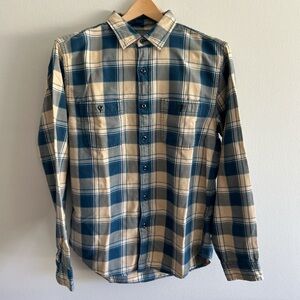 J. Crew Men's Blue and Cream Checkered Shirt Sz M NWOT